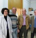 José Ignacio Lombraña (third from left) together with various members of the Research Group at the UPV/EHU Chemical Engineering Department of the Faculty of Science and Technology: Ana de Luís, Federico Mijangos and Fernando Varona. Not present are: Moufdi Kamel, Amaia Menéndez, Cristina Rodríguez and Josu Sanz.