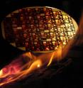 The new pressure sensor works at temperatures of up to 250 degrees Celsius.